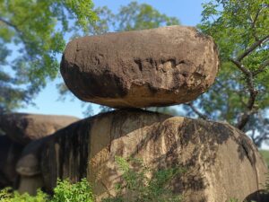 Balancing-Rock1