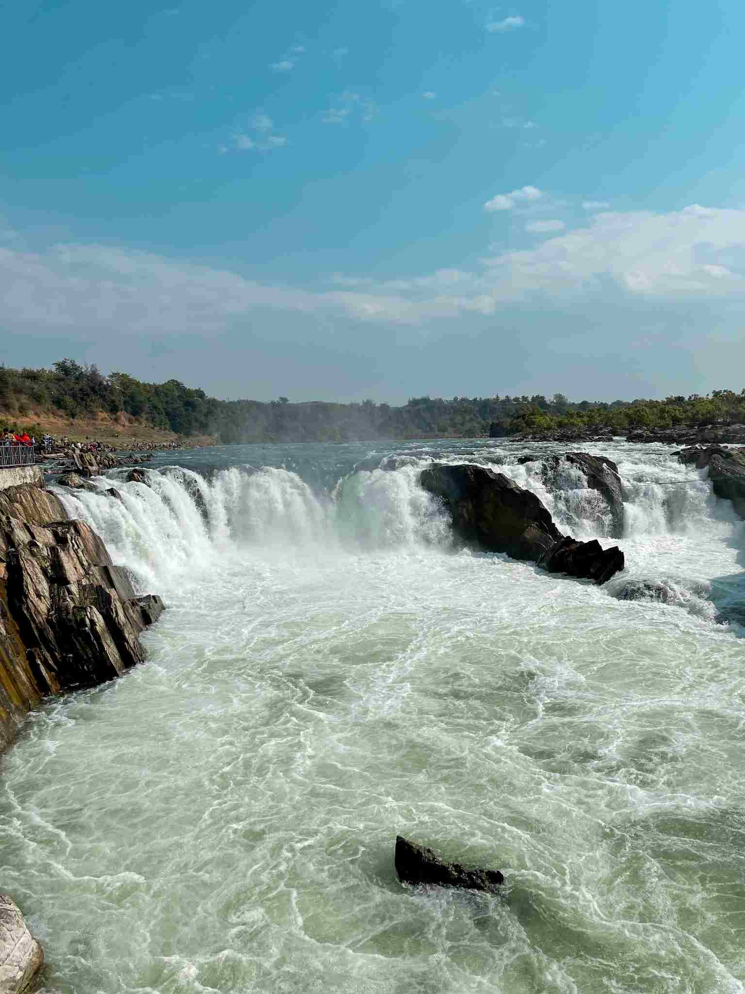Top 10 Must-Visit Places in Madhya Pradesh