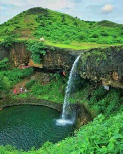 Sailana-Caves-ratlam0