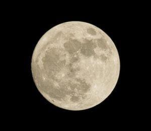 full-moon-1869760_640