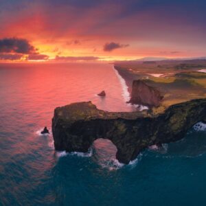 Dyrholaey-Iceland