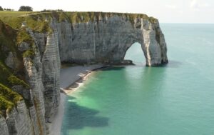 Top 14 Incredible Sea Arches Around the World