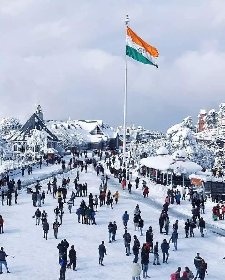12 Best places to see snowfall in North India