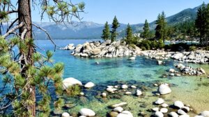 lake-tahoe-6595573_640