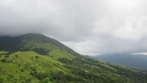 mountains-1643627_640